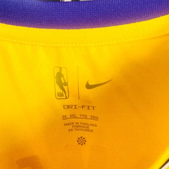 XXL Nike Lebron James Lakers Jersey
